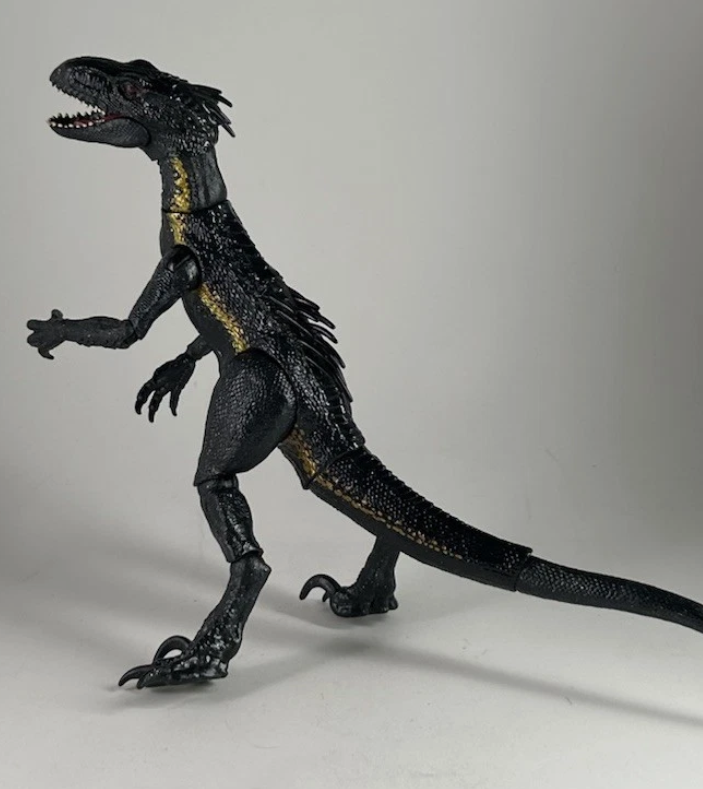 Jurassic World Super Poseable INDORAPTOR 16” Inch Black & Gold Dinosaur Mattel