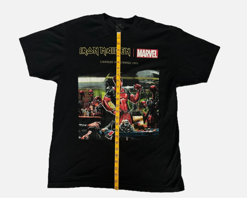 Iron Maiden x Marvel Deadpool “Stranger In A Strange Land” T Shirt Size Large